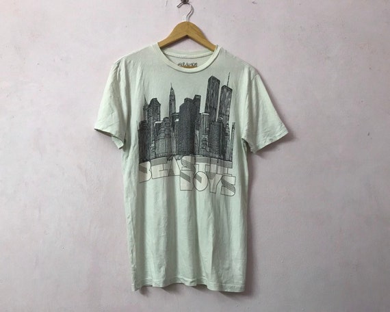 SALE ! BEASTIE BOYS band t shirt spell out nice