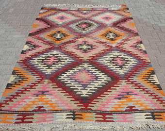 Vintage Turkish Area Kilim Rug, Large kilim rug, bedroom rug, 5.10 x 9.3 ft, area rug for livingroom , dorm rug, anatolian rug, Tapis,