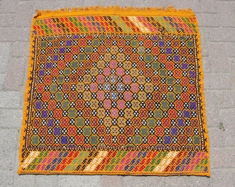 Kilim Rug, Decorative Kilim Rug, Vintage Home Rugs, Turkish Kilim, Rugs for living room, 3.1 x 3.2 ft
