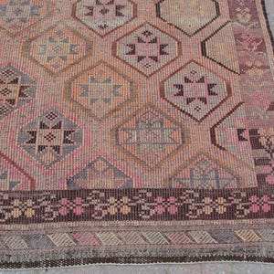 Floral design Large Turkish Kilim - Vintage kilim, kilim rug, 6 x 9.7 ft, bohemian kilim rug, large living room rug, bedroom rugs image 7