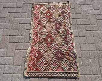 SMALL DOORMAT Kilim Rug, rugs for living room, rug runner Kilim, bohemian rug, 1.10 x 4 ft, red small kilim rug, tapis, Teppich kelim,