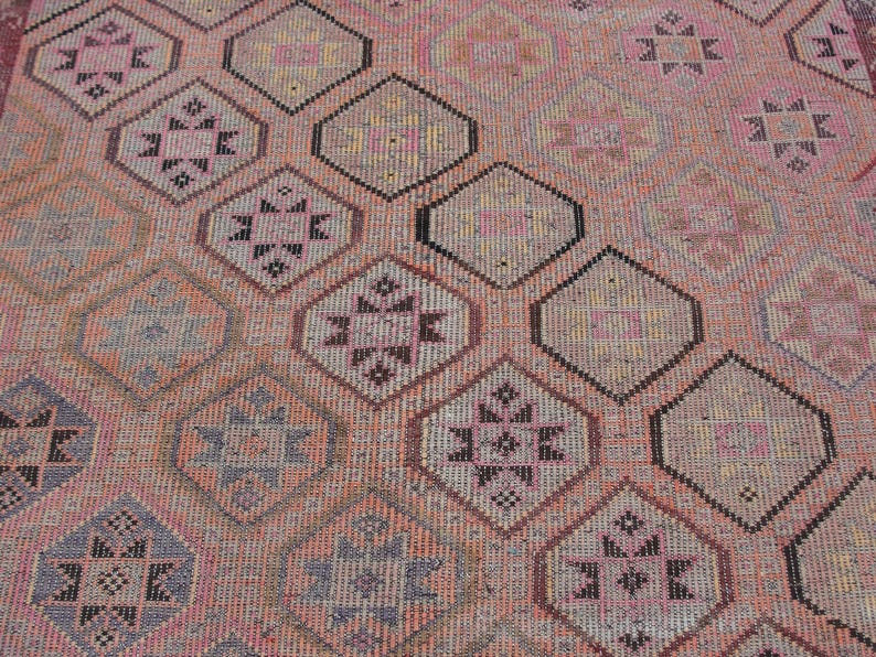 Floral design Large Turkish Kilim - Vintage kilim, kilim rug, 6 x 9.7 ft, bohemian kilim rug, large living room rug, bedroom rugs image 3