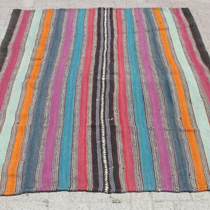 5x6 Wool Kilim Rug -Vintage Turkish kilim rug - kilim rugs - 5.3 x 6 ft - area kilim rug - bohemian kilim rug - Kelim Teppich