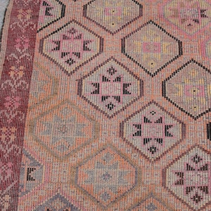 Floral design Large Turkish Kilim - Vintage kilim, kilim rug, 6 x 9.7 ft, bohemian kilim rug, large living room rug, bedroom rugs image 12