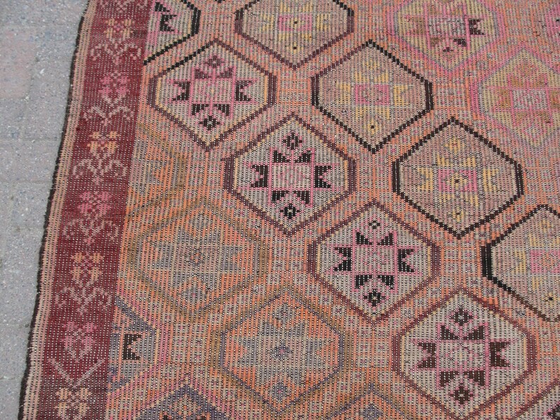 Floral design Large Turkish Kilim - Vintage kilim, kilim rug, 6 x 9.7 ft, bohemian kilim rug, large living room rug, bedroom rugs image 12