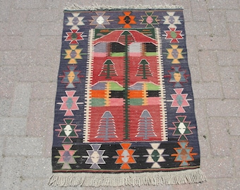 Handmade Small Kilim rug, Vintage Kilim rug, Turkish area kilim, medium kilims, kelim teppich, bohemian rugs, 2.4x3.3 ft, soft color kilim