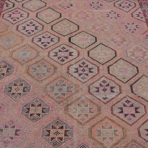 Floral design Large Turkish Kilim - Vintage kilim, kilim rug, 6 x 9.7 ft, bohemian kilim rug, large living room rug, bedroom rugs image 1