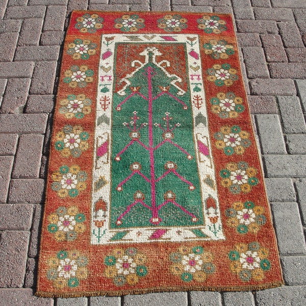 3x5 Green Turkish Rug, Vintage Area Rug, 2.6 x 4.6 ft, Doormat, Muted Rug, Teppich, Kilim rug, Distressed rug, Rug for hallway,