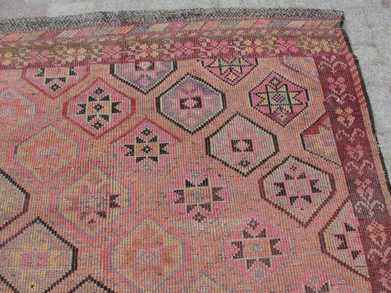Floral design Large Turkish Kilim - Vintage kilim, kilim rug, 6 x 9.7 ft, bohemian kilim rug, large living room rug, bedroom rugs image 10