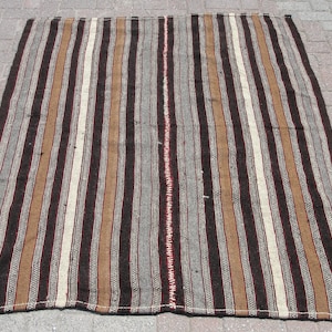 Medium Kilim Rug, 4.9 x 5.9 ft, Vintage Kilim Rug, Bohemian Rug, Turkish Kilim, Rugs for living room, Teppich kelim