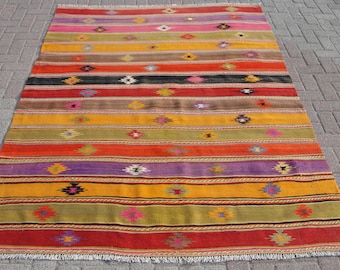 5x7 Multicolor Striped Area Kilim Rug, Vintage Turkish large kilim rug, kilim for living room, rug for home floor, 5.7 x 7.7 ft