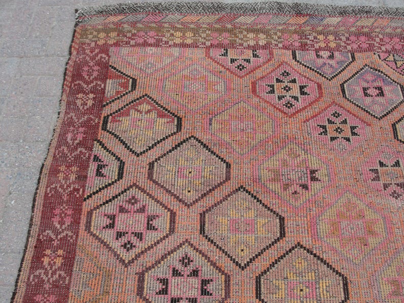 Floral design Large Turkish Kilim - Vintage kilim, kilim rug, 6 x 9.7 ft, bohemian kilim rug, large living room rug, bedroom rugs image 9