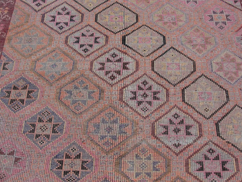 Floral design Large Turkish Kilim - Vintage kilim, kilim rug, 6 x 9.7 ft, bohemian kilim rug, large living room rug, bedroom rugs image 8