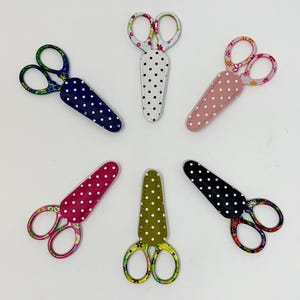 Scissors, FLORAL, Leather Sheath, Vintage Look Scissors, Knitting Notions, Knitting, Embroidery, Crochet, Needlepoint Scissors