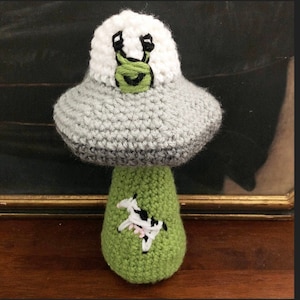 Crochet UFO Amigurumi Plush PATTERN