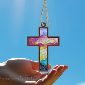 Cross Suncatcher Gift, Suncatcher Gift for Friend, Cross Acrylic Suncatcher, Home Decoration, Birthday Stained Glass Gift