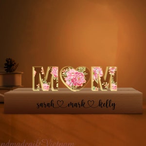 Mom Acrylic Night Light Gift from Kids, Custom Mother&#39;s Day Night Light, Mommy 3D Flower LED Light, Gift for Mom from Daughter/Son