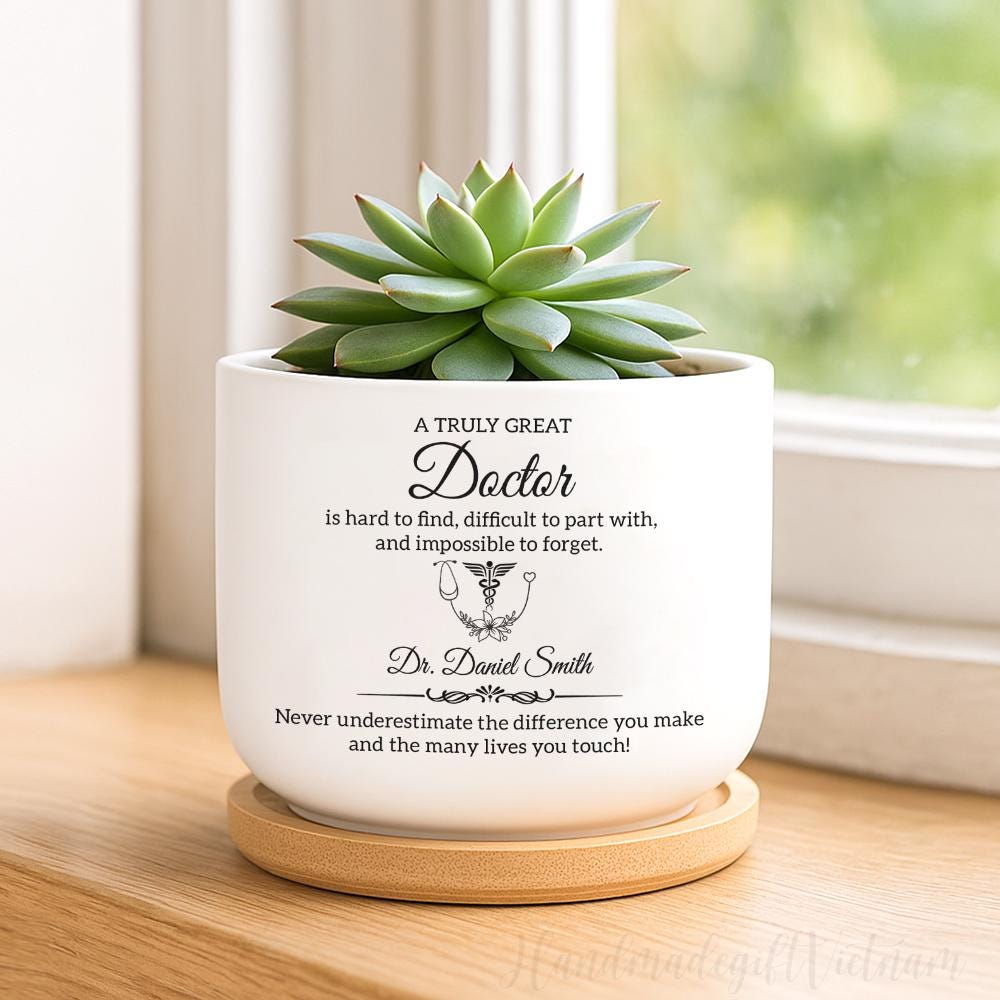 Personalized Doctor Planter Gift, Thank You Gift for Doctor Nurse, Retirement Graduation Appreciation Flower Pot, Healthcare Worker Gift