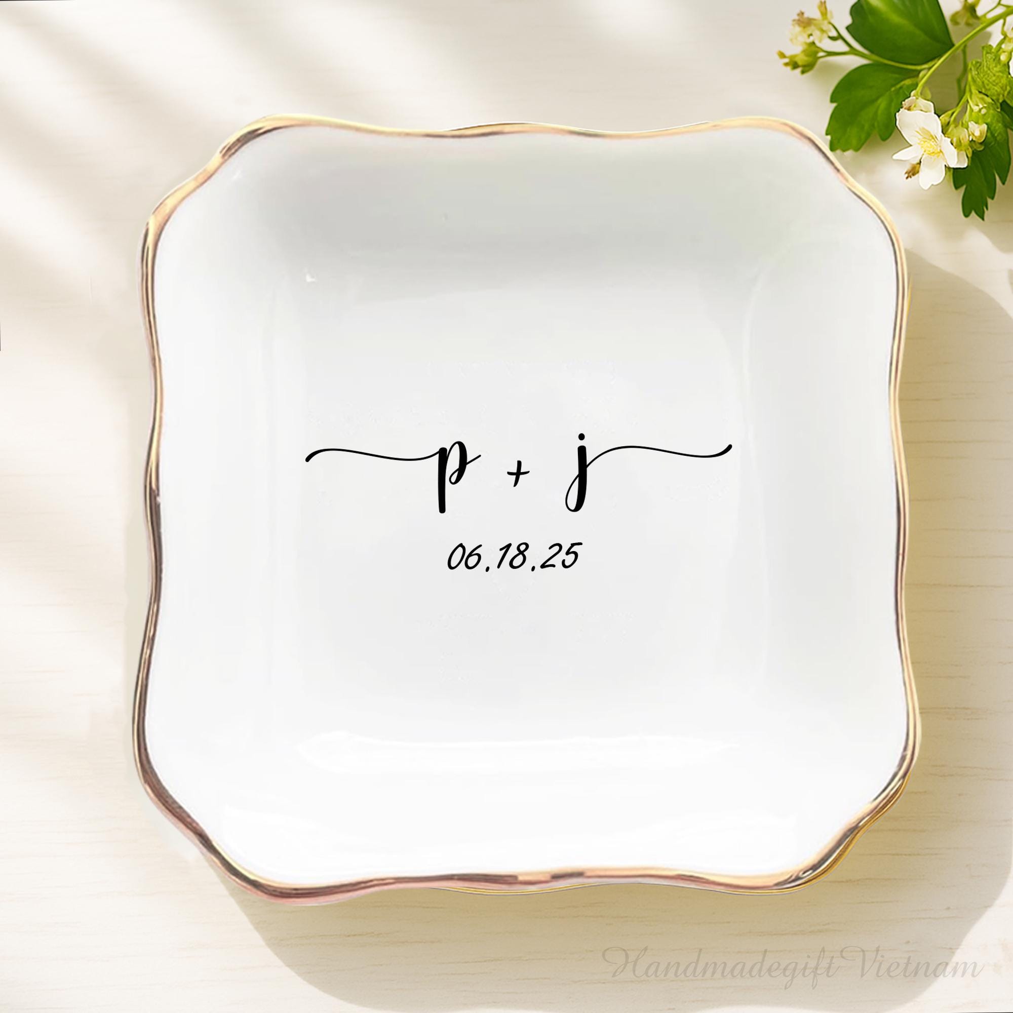 Personalized Ceramic Ring Dish, Wedding Gift, Engagement Ring Holder, Anniversary Gift, Custom Jewelry Tray for Her, Bridesmaid Gifts