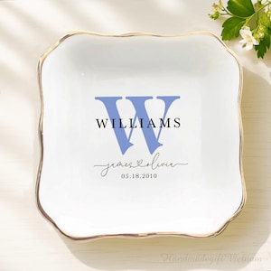 Personalized Couple Name Ceramic Ring Dish, Wedding Gift, Engagement Ring Holder, Anniversary Gift, Newly Engaged Jewelry Tray