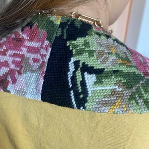 False collar for women in floral tapestry image 3