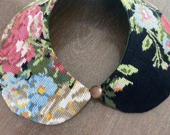 False collar for women in floral tapestry