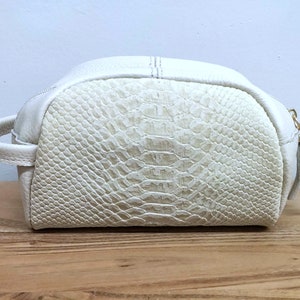 Wallet Snake, Corde Purse, Cute Pencil Case, Bridal Cosmetic Bag, Wrilest Phone Wallet, Snake Skin Purse, Leather Zipper Pouch