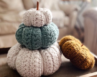 Star Stitch Pumpkins - Crochet Pattern