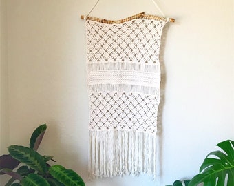 Ocean's Breath Wall Hanging - Crochet Pattern