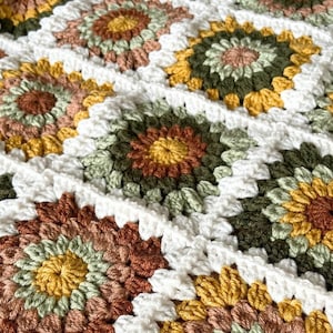 Penelope Baby Blanket, Sunflower Granny Square Blanket - Crochet Pattern