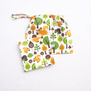 Serviette de table et sa pochette