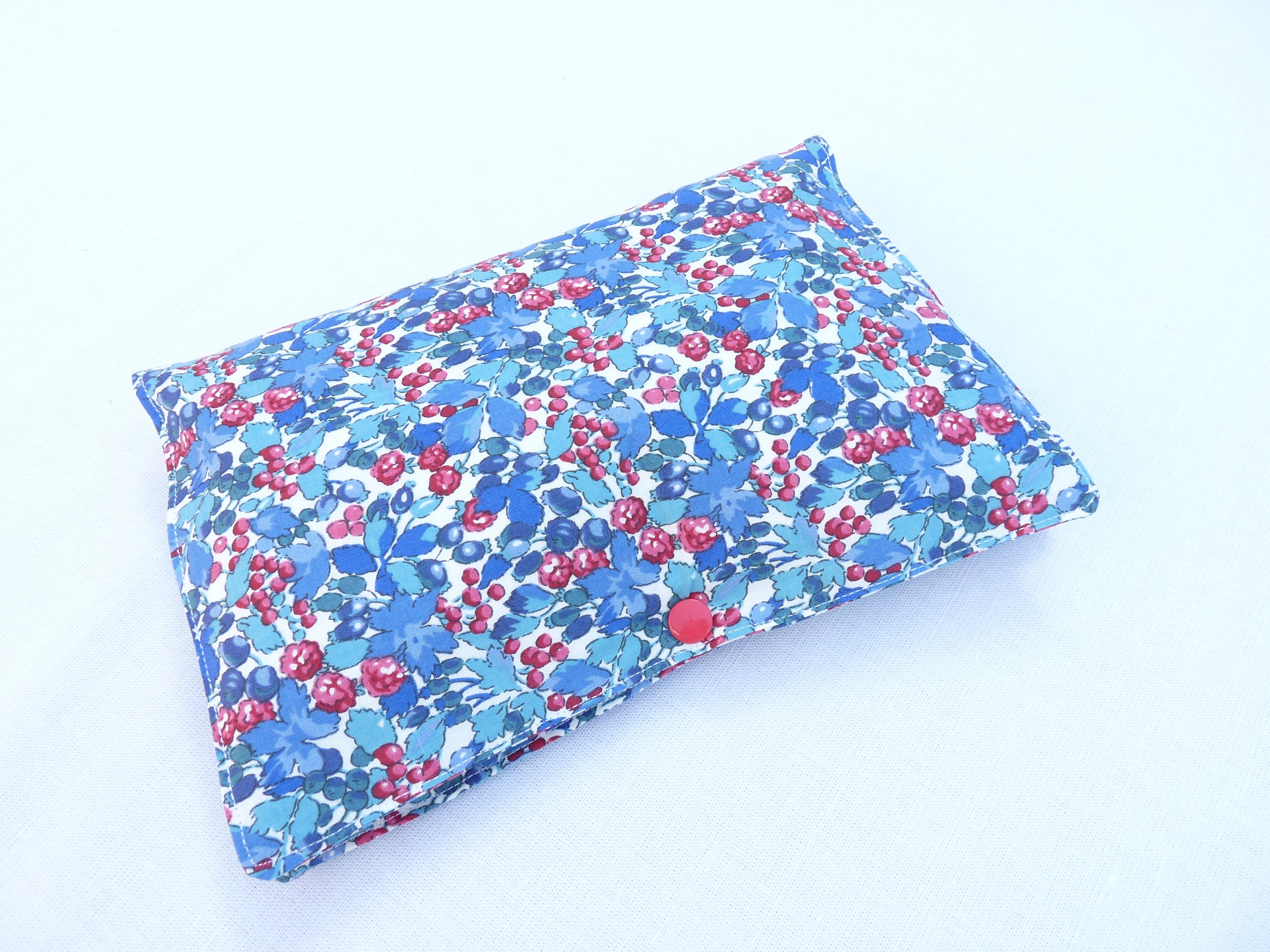 Etsy - Bavoirsetcie White Pochette À Couches Et Lingettes Wiltshire Fille Bebe