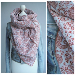 XXL triangular scarf, muslin, paisley flowers, light gray/rust