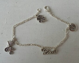 Pregnancy bracelet