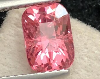 Pink Spinel 1.60 Carat Oval Cut – Vivid Pink Sparkling Gemstone