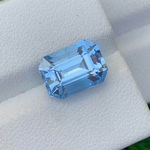 Santa Maria Aquamarine Stone: 4.10 CT Emerald Cut Loose Gemstone