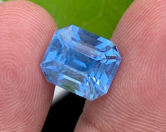 サンタマリアアクアマリン宝石：18カラットスクエアファセットカット