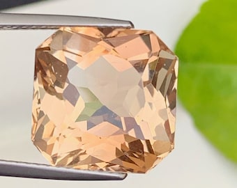 Sherry Topaz Gemstone: 13.50 CT Faceted Imperial Cut, November Birthstone