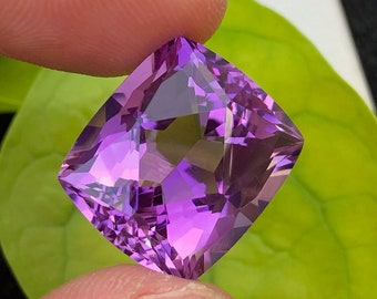 Améthyste naturelle de taille fantaisie : bague violette, 14,95 carats