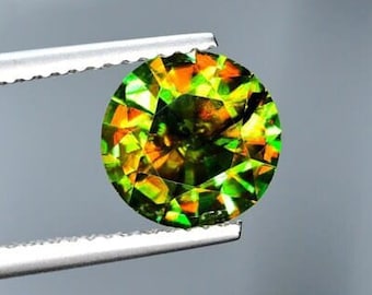2,40 Karat AAA Farbe Full Fire Nugget Green 16-0952 TCX Farbe Sparkles Natural Chrome Sphene Loose Gemstone ~ 7*7*5 mm