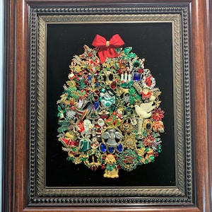 Framed Jewelry Art Christmas Tree Beautifully Framed 21&quot; x 18&quot; Vtg & New Jewelry