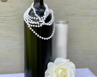 Black and White Centerpiece, Pearls, Candles & Flowers, The Great Gatsby