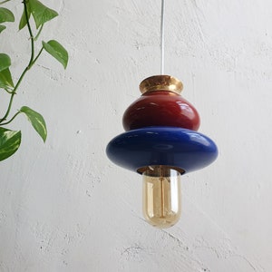 Blauer Anhänger Keramiklampe, Hängelampe, handgefertigtes Design, zeitgenössische Kunstwerk-Kreation, einzigartiges Leuchtmittel Geschenk Bild 4