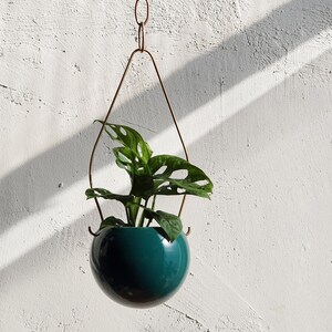 Hanging Planter for live house plants, ceramic plant pot, boho plant pot, green Plant hanger, plant lover gift