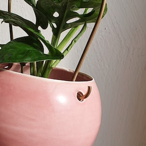 Ceramic Hanging Planter, Pink Plant Pot for live house plants, Hanging planter indoor, outdoor plant holder, boho hanging planter