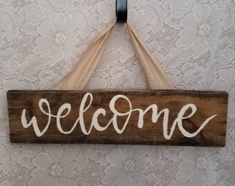 Welcome Sign, Farmhouse Welcome Sign, Rustic Wooden Sign, Handmade Sign, Home Decor, BurlapWelcome Sign, Wall Art                          ,