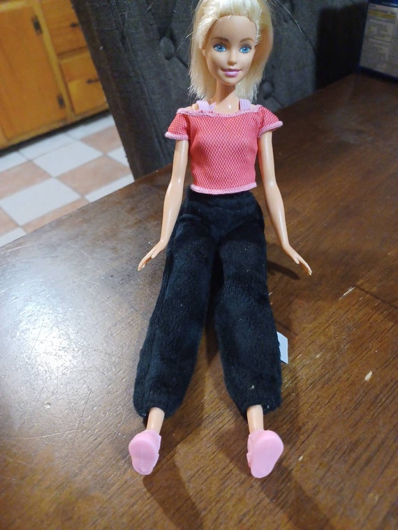 Jeugd Regenachtig wonder Mattel Barbie Doll 1186 Mj. 1. Nl 2015 Pink Yoga Top and Pant - Etsy Denmark