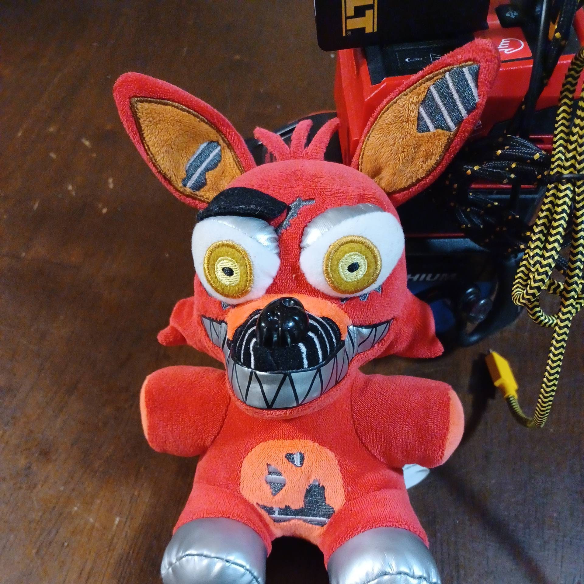 Funko Five Nights at Freddy's Nightmare Foxy Plush, 6 