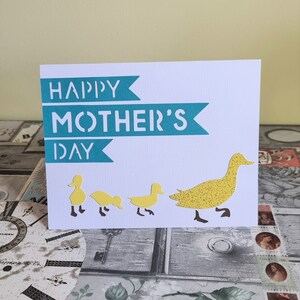 Carte de fête des mères heureuse / Famille de canards / Fait main / Fête des Mères
