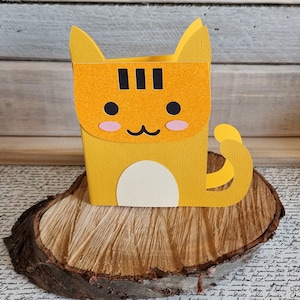 Carte d'anniversaire de chat / carte d'anniversaire de petite chatte / carte de chat / carte d'anniversaire / fait main